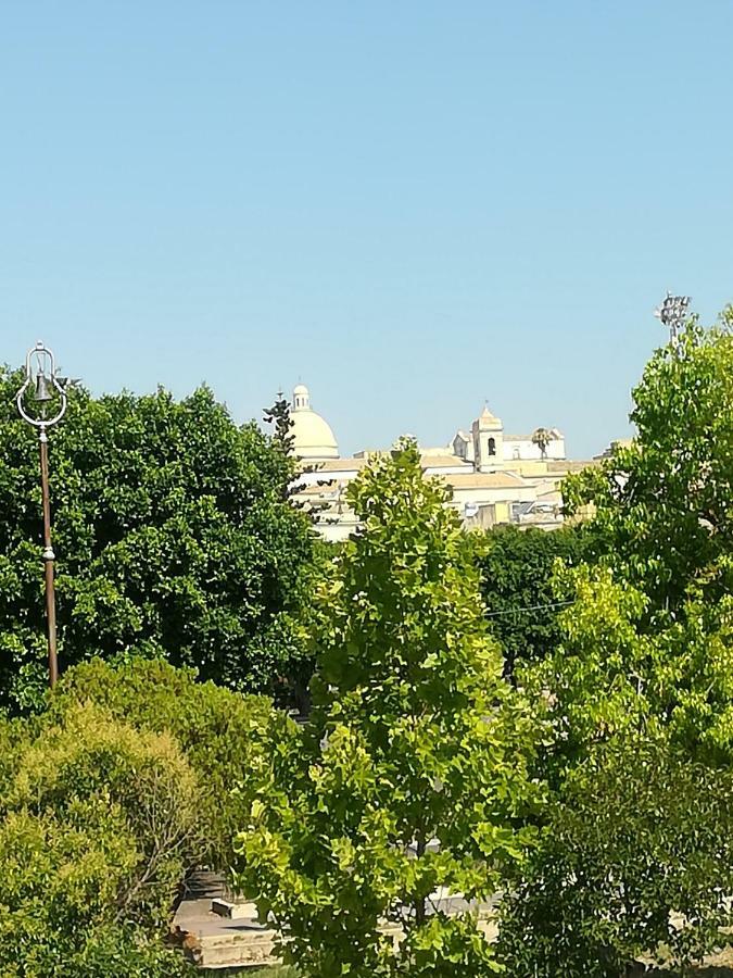B&B Roda Barocco Noto Exterior foto